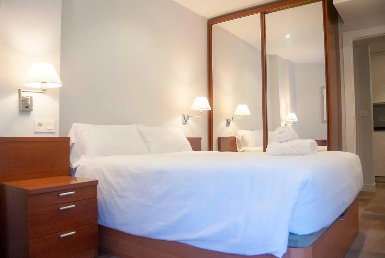 Apartamentos Dr28 A 250 M De La Playa Fuengirola 0*,  Spain
